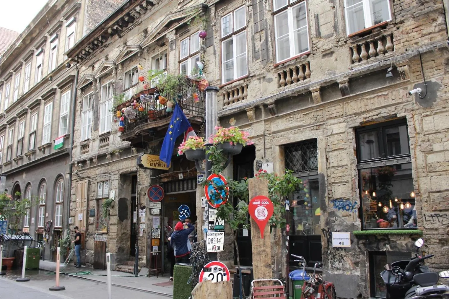 Just Chillin Apt-Budapest Most Historic Landmarks